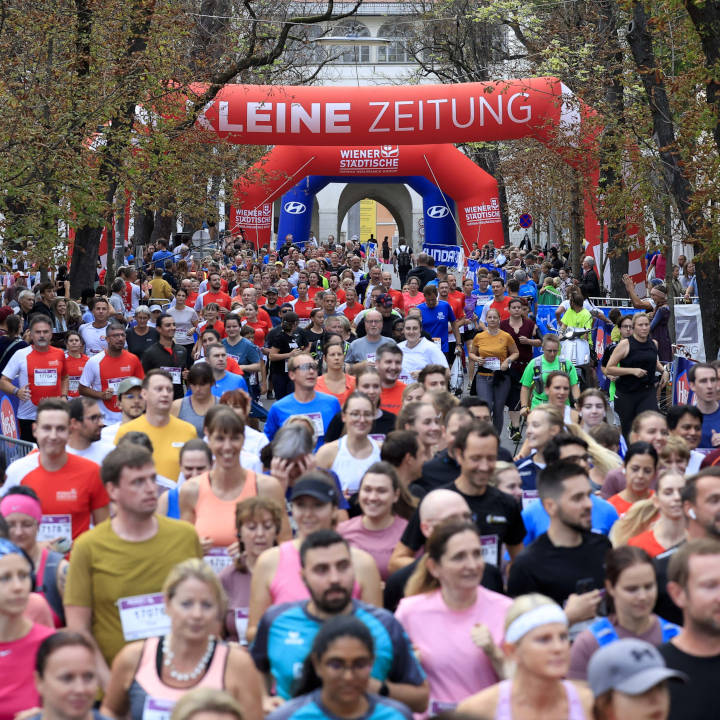 Menschenmasse beim Graz Marathon.